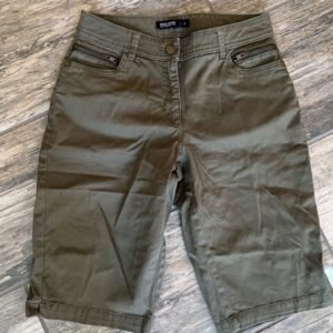 Knee length shorts