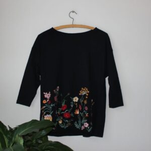 Embroidered black shirt from stradivarius
