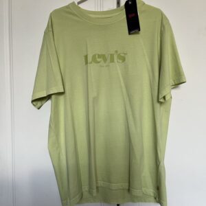 Levis T-Shirt (tag still on)