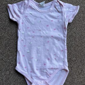 Pink short sleeve clip vest