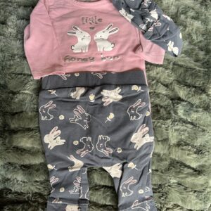 Woolworths "Little Honey Bun" long sleeve set with head band
